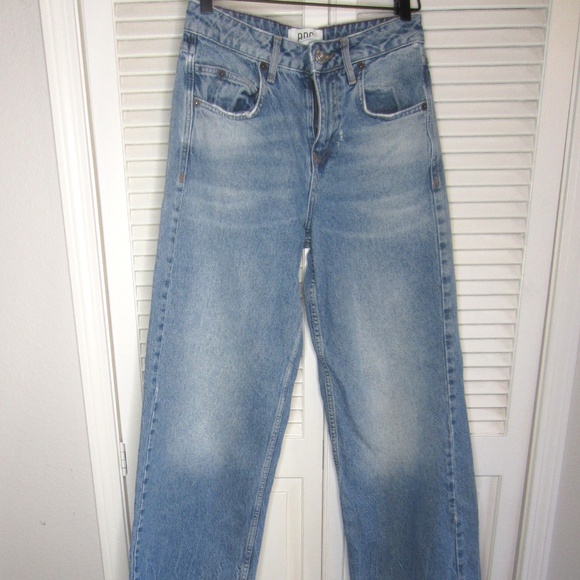 BDG Jaya Baggy Boyfriend Jean - Size 24W - Picture 2 of 6